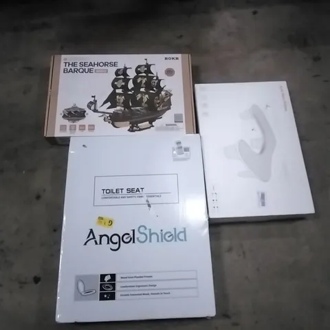 PALLET OF HOUSEHOLD ITEMS TO INCLUDE THE SEAHORSE BARQUE,TOILET SEATS, ARM REST PILLOW AND OTHER ASSORTED ITEMS...