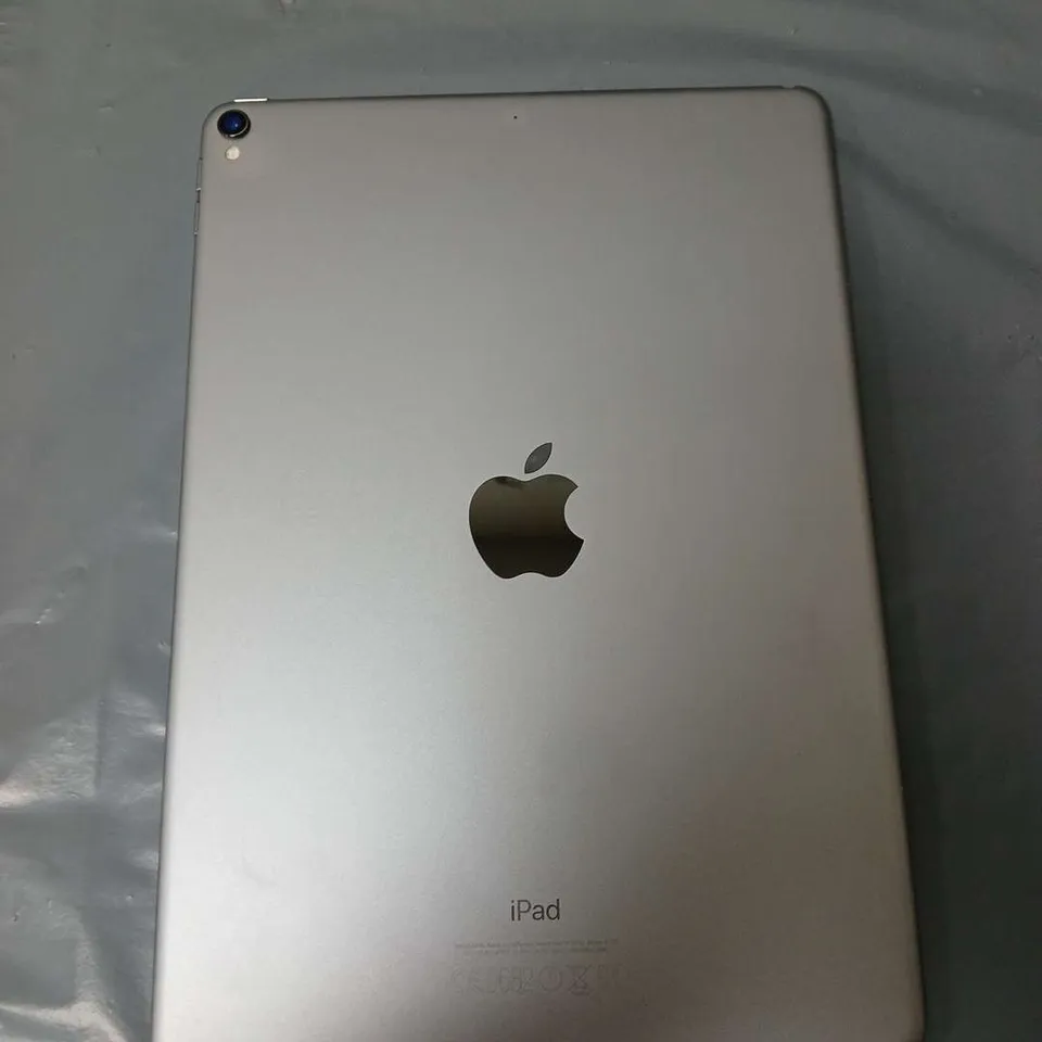 APPLE IPAD PRO 10.5INCH 64GB SILVER MQDT2B/A