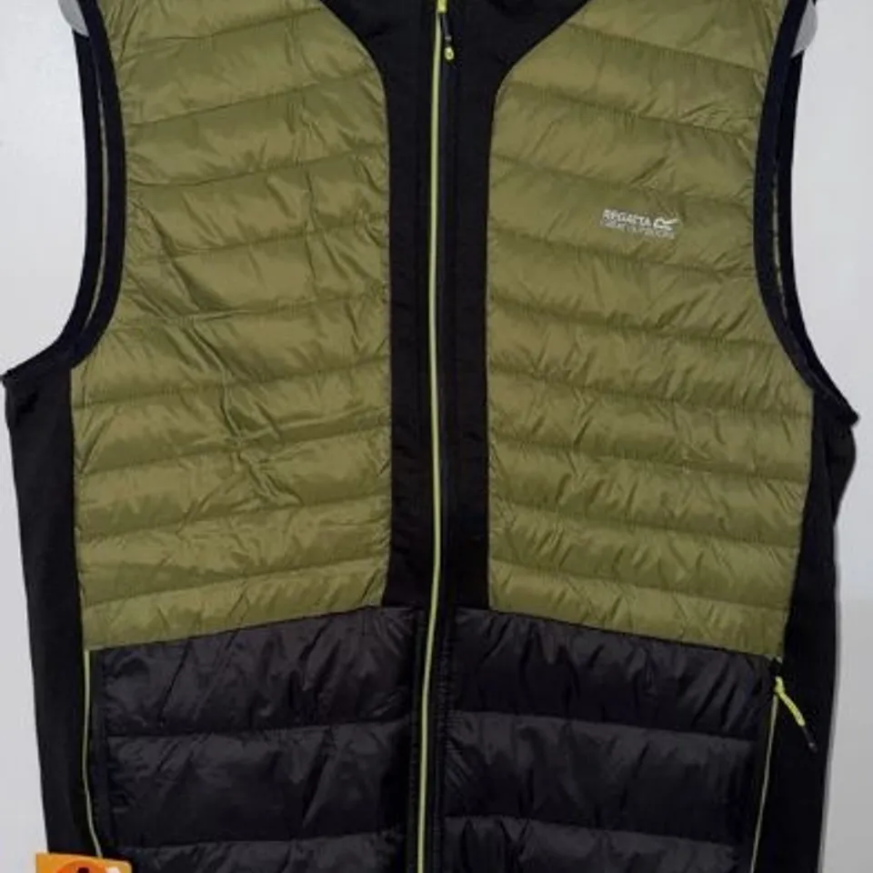APPROXIMATELY 12 BRAND NEW REGATTA 'S LEEDRE HYBRID PUFFER VEST NEPHITE GREEN