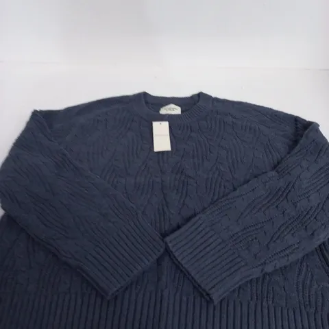 ABERCROMBIE & FITCH NAVY CABLE-KNIT JUMPER - SIZE M 