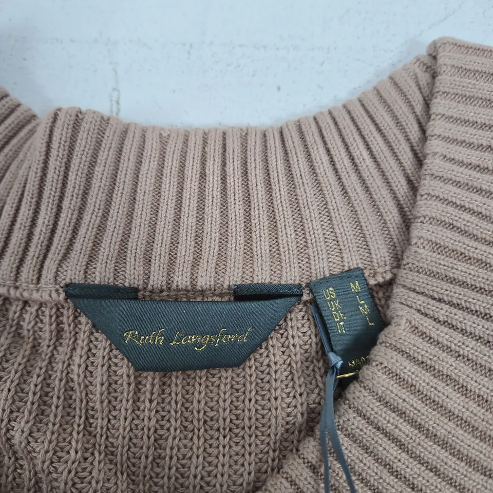 BEIGE RIBBED KNIT SWEATER – UK L (US M)