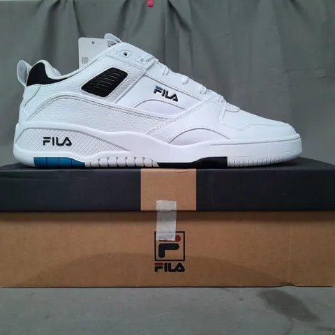 BOXED PAIR OF FILA SHOES IN WHITE UK SIZE 11