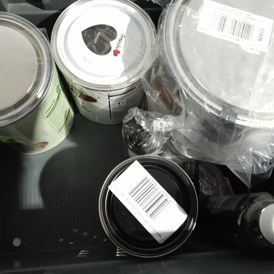 BOX OF APPROX 8 ASSORTED ITEMS TO INCLUDE - FRENCHIC AL FRESCO BLACKJACK - LATEX CLEANING - TAP PLUS REAMING & TAPPING ECT 