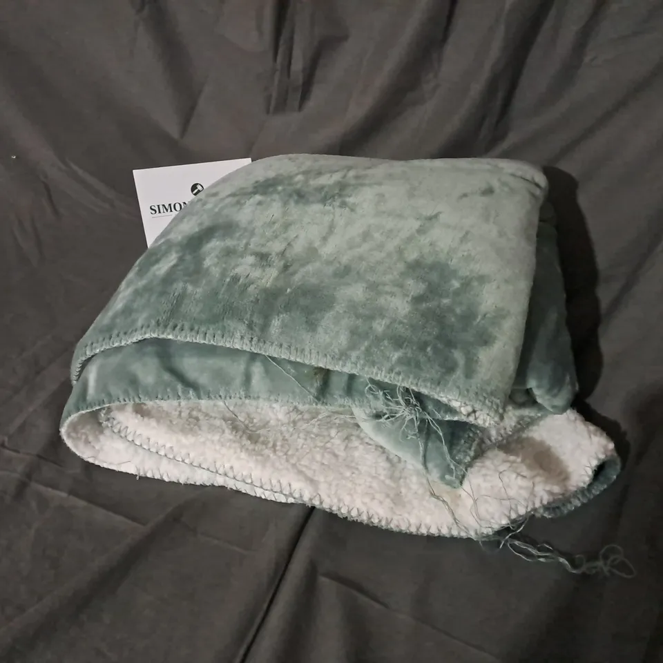 COZEE HOME SHERPA AND VELVETSOFT WRAP 