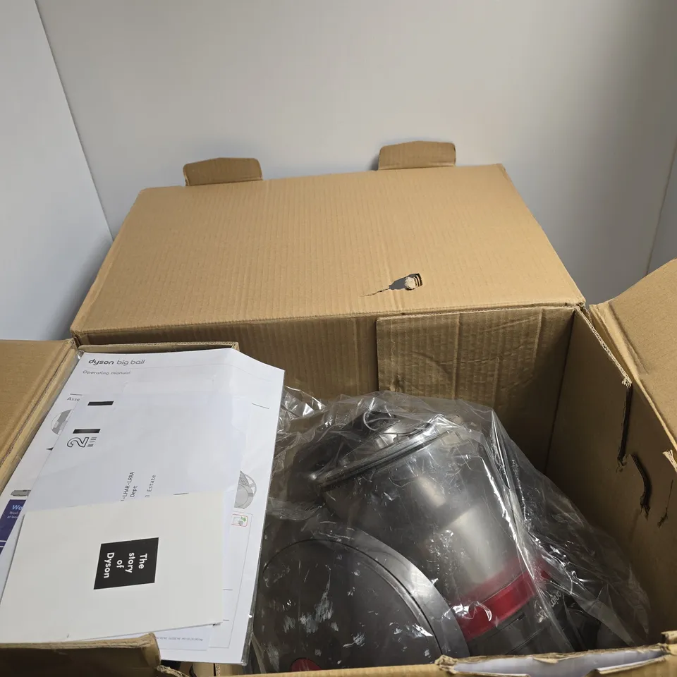 DYSON BIG BALL VACUUM CLEANER – BOXED