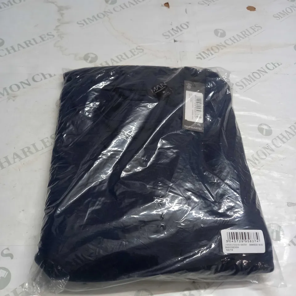 BAGGED BOOHOO MAN SWEATSHIRT SIZE M