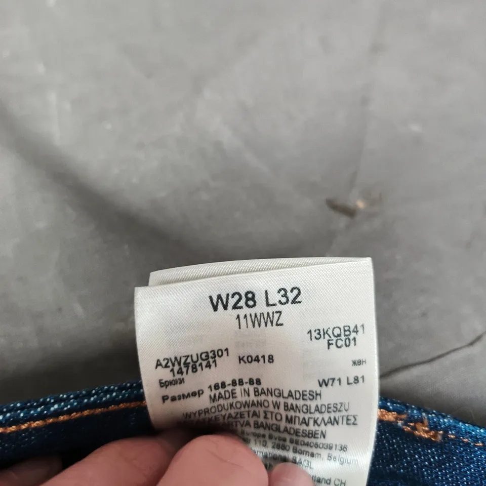 WRANGLER ICONS JEANS - MEN'S DENIM, UK 28 X 32 (W28 L32)