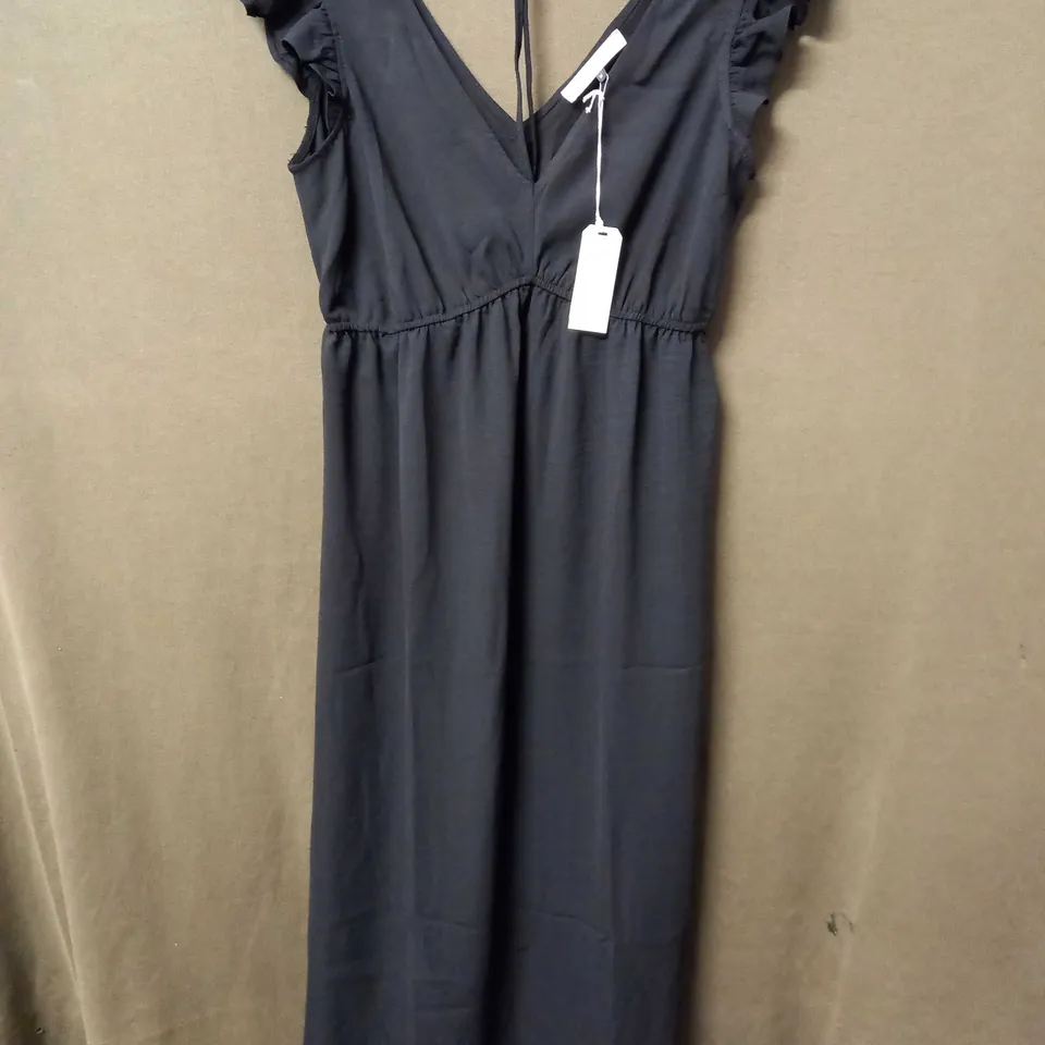 MAISON DE NIMES  V-NECK MIDI DRESS IN BLACK - M