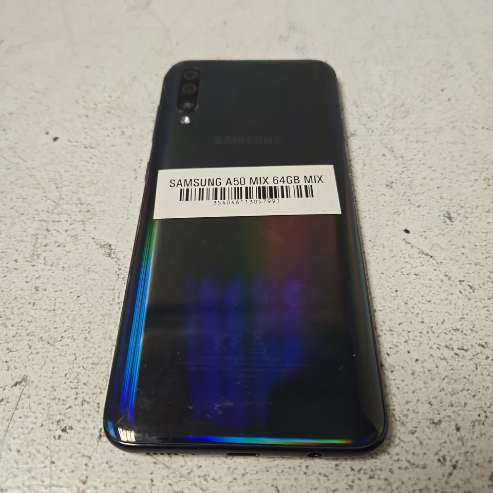 SAMSUNG GALAXY A50 SMARTPHONE 