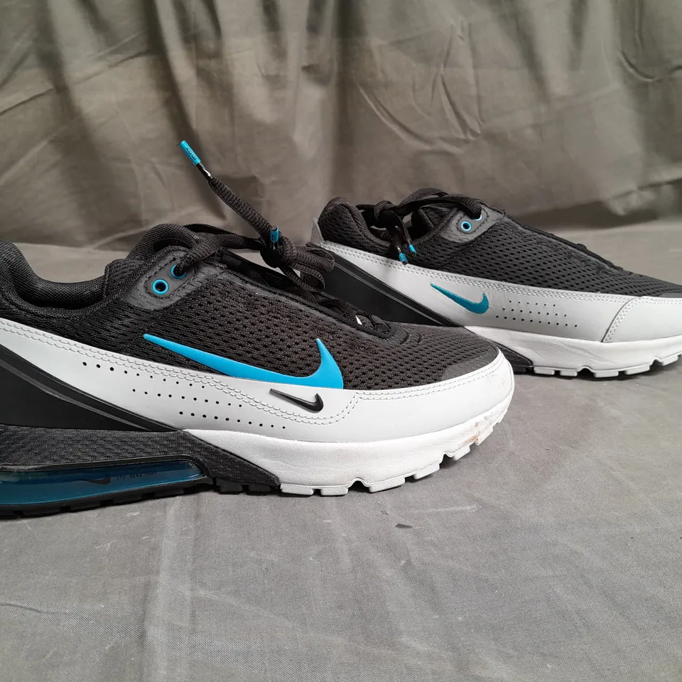 PAIR OF NIKE AIR TRAINERS SIZE UK7