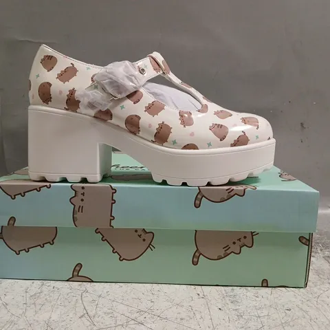 BOXED PAIR OF KOI SAI WHITE MARY JANES PUSHEEN EDITION SIZE UK 5