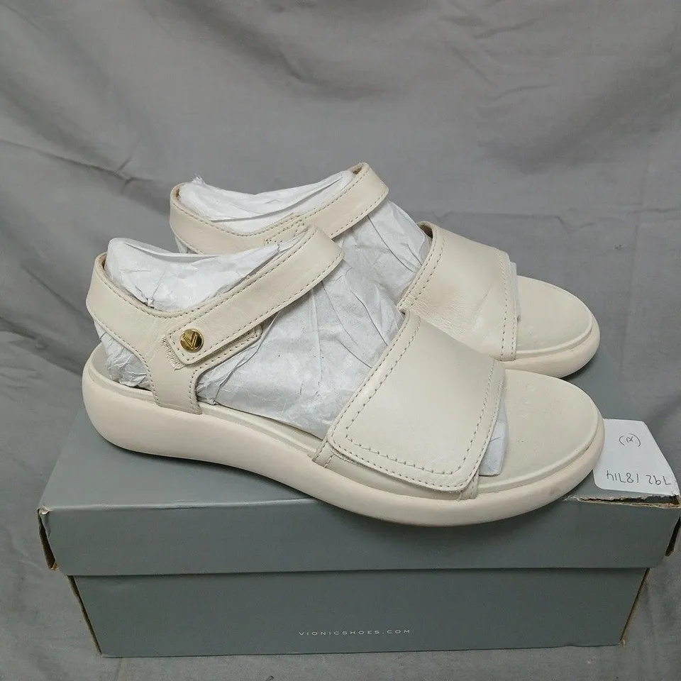BOXED PAIR OF VIONIC SANDALS IN CREAM SIZE 4
