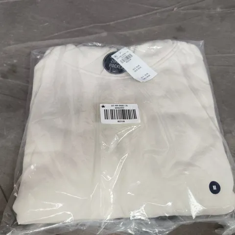 BAGGED HOLLISTER FEEL GOOD BOXY HOODIE IN CREAM - MEDIUM