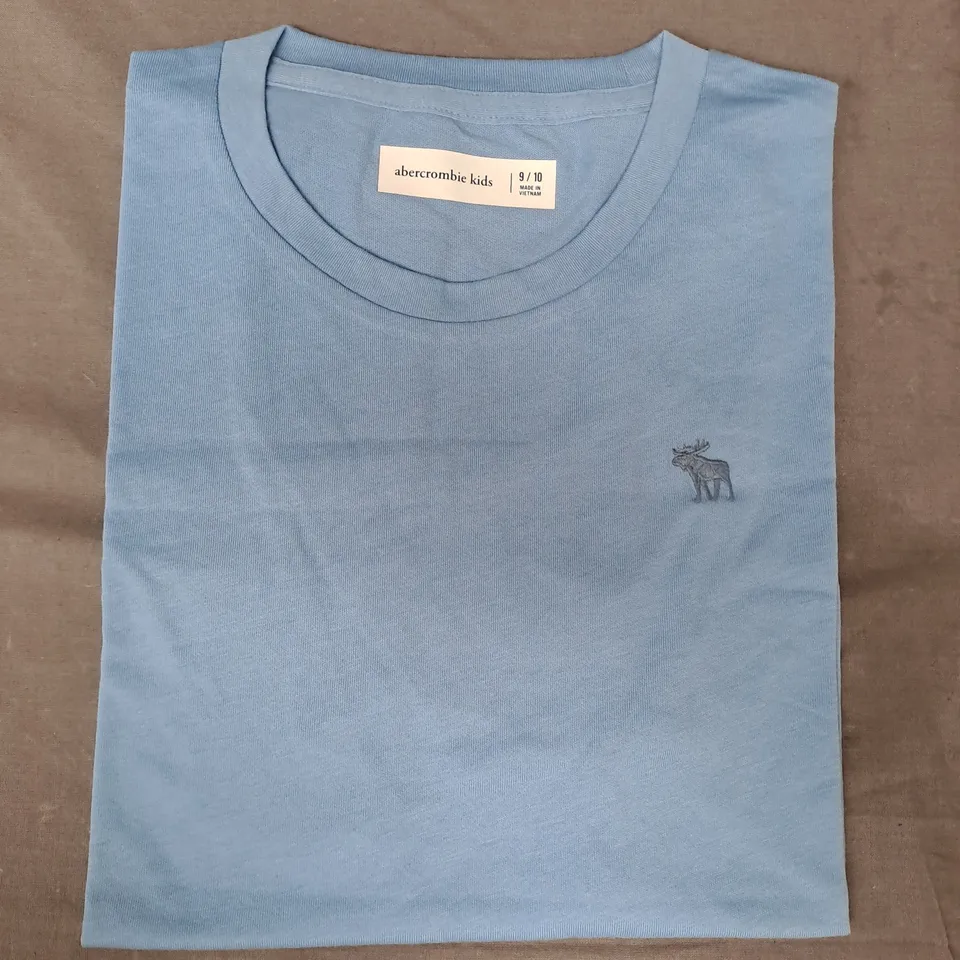 ABERCROMBIE KIDS T-SHIRT IN BLUE SIZE 9/10 YEARS