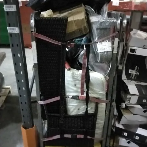 ASSORTED CAGE TO CONTAIN MIXED HOUSEHOLD ITEMS TO INCLUDE RATTAN, HANGERS, WATER BOTTLE, CRAFTS ETC - CAGE NOT INCLUDED 