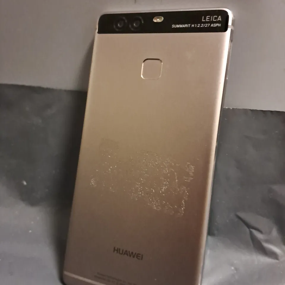 HUAWEI AVA-L09 MOBILE PHONE 