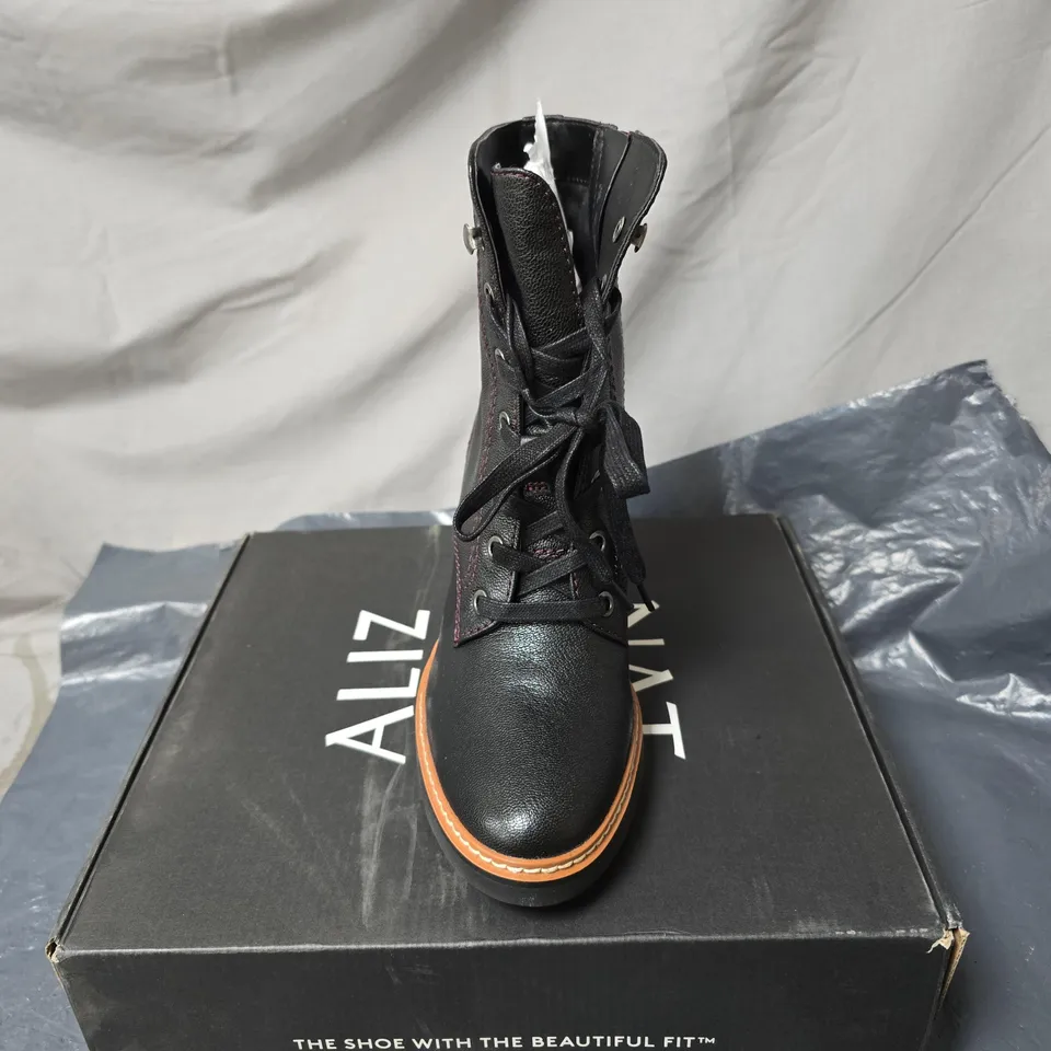 NATURALIZER  BLACK LEATHER LACE-UP ANKLE BOOTS – CHUNKY HEEL SIZE 4