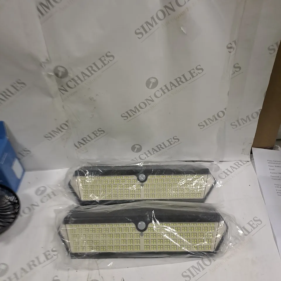 BOXED SOLAR MOTION SENSOR LIGHTS
