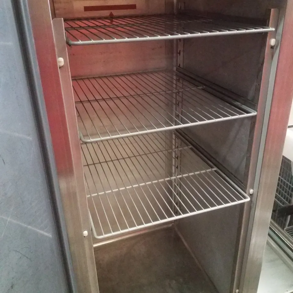 WILLIAMS HG1TSA UPRIGHT FRIDGE
