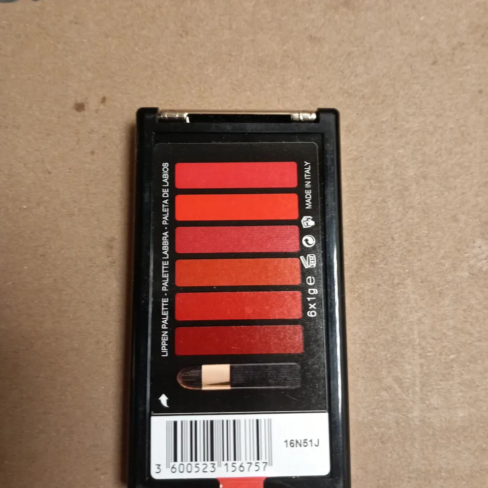 BOX OF APPROXIMATELY 12 L'OREAL COLOUR RICHE LA PALETTE LIPSTICK PALETTES RED
