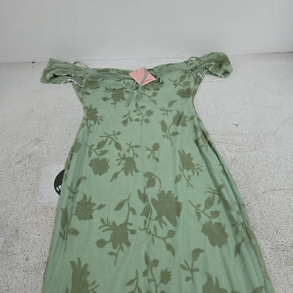 HELLO MOLLY SAGE GREEN FLORAL MAXI DRESS – UK 10 (AU 10 / US 6)