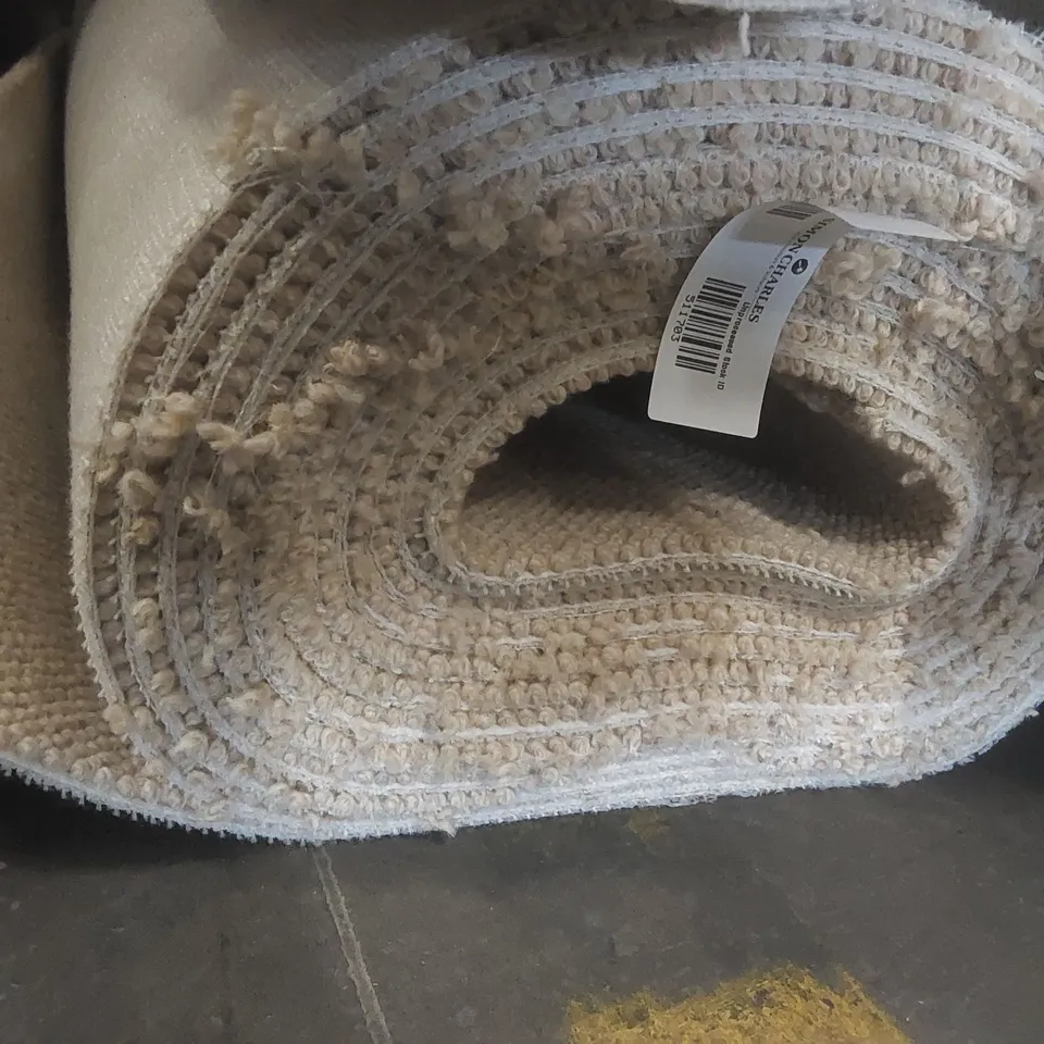 ROLL OF QUALITY DISCOVERY HERO CARPET - APPROXIMATELY 5 x 8.93m
