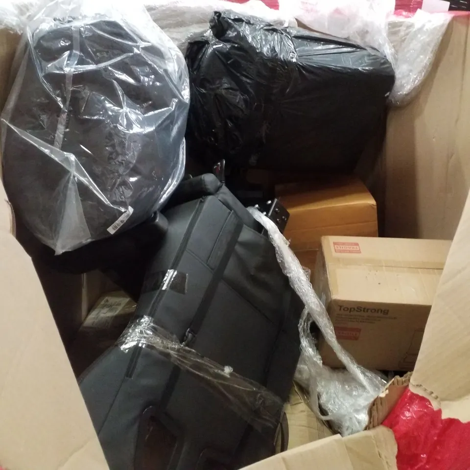 PALLET CONTAINING ASSORTED PRODUCTS INCLUDING MULTIFUNCTIONAL FOOD PROCESSOR, BABY CAR SEAT, MULTIFUNCTIONAL BABY BOOSTER, OFFICE CHAIR & BOOSTAPAK BACKPACK/CAR SEAT