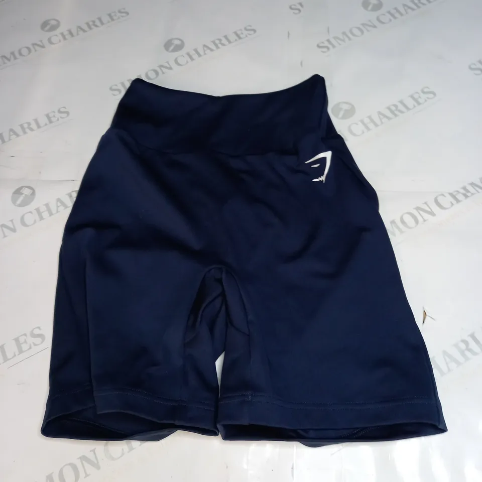 GYMSHARK TRANING SHORTS ( WOMEN ) SIZE XS
