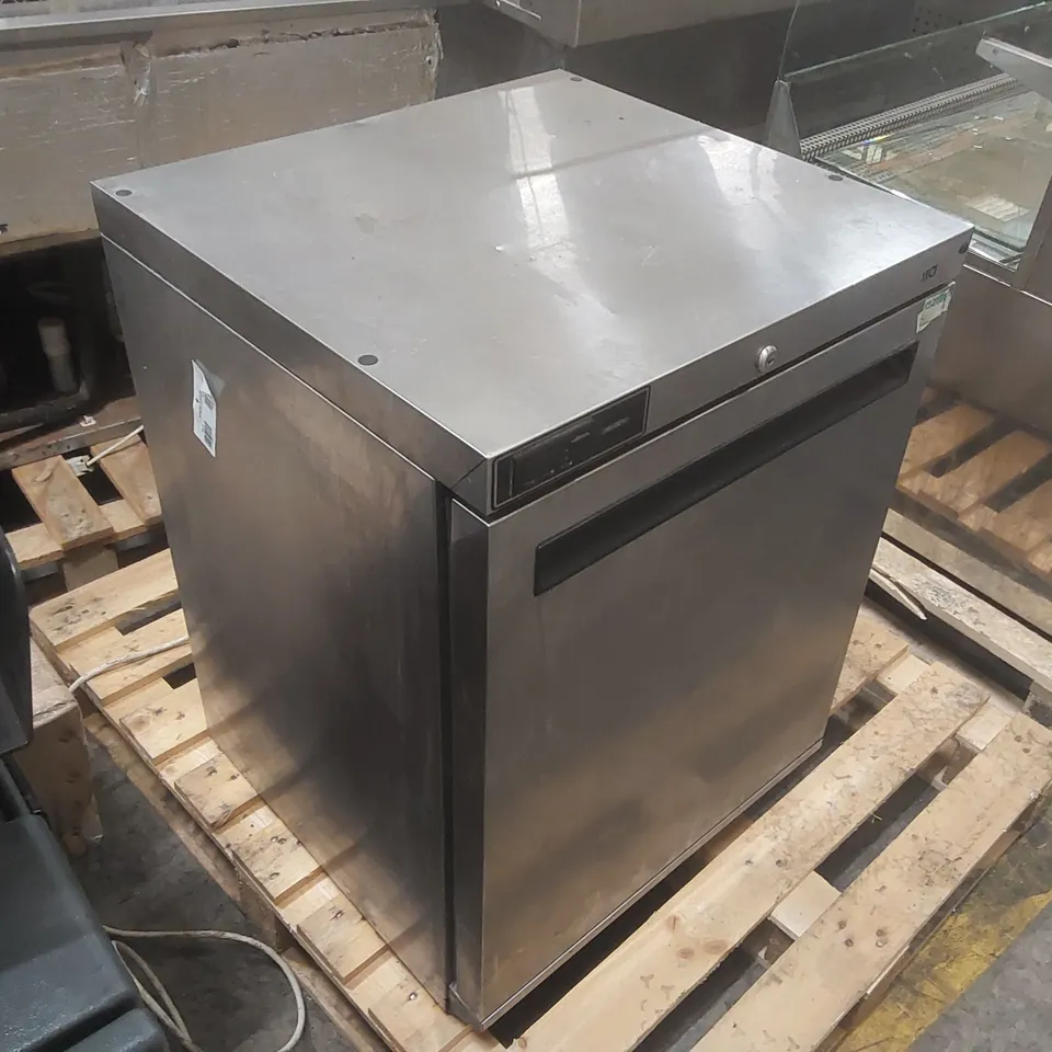 WILLIAMS LA135SA R1 135-LITRE COMMERCIAL UNDERCOUNTER FREEZER