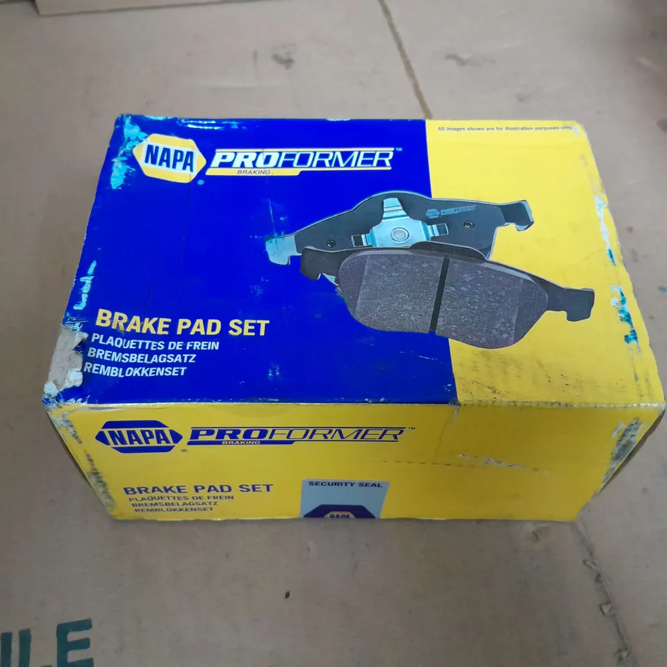 NAPA PROFORMER BRAKE PAD SET  PBP7910 