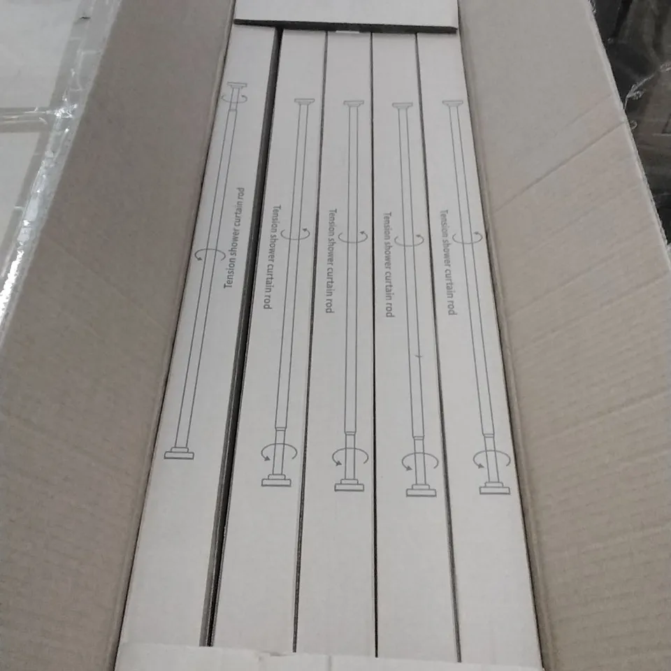 PALLET CONTAINING A LARGE QUANTITY OF SHOWER CURATIN RODS ETC