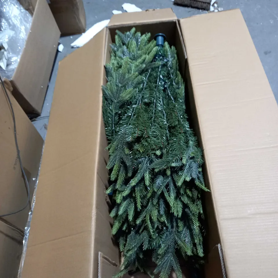 6FT SHERWOOD REAL LOOK XMAS TREE