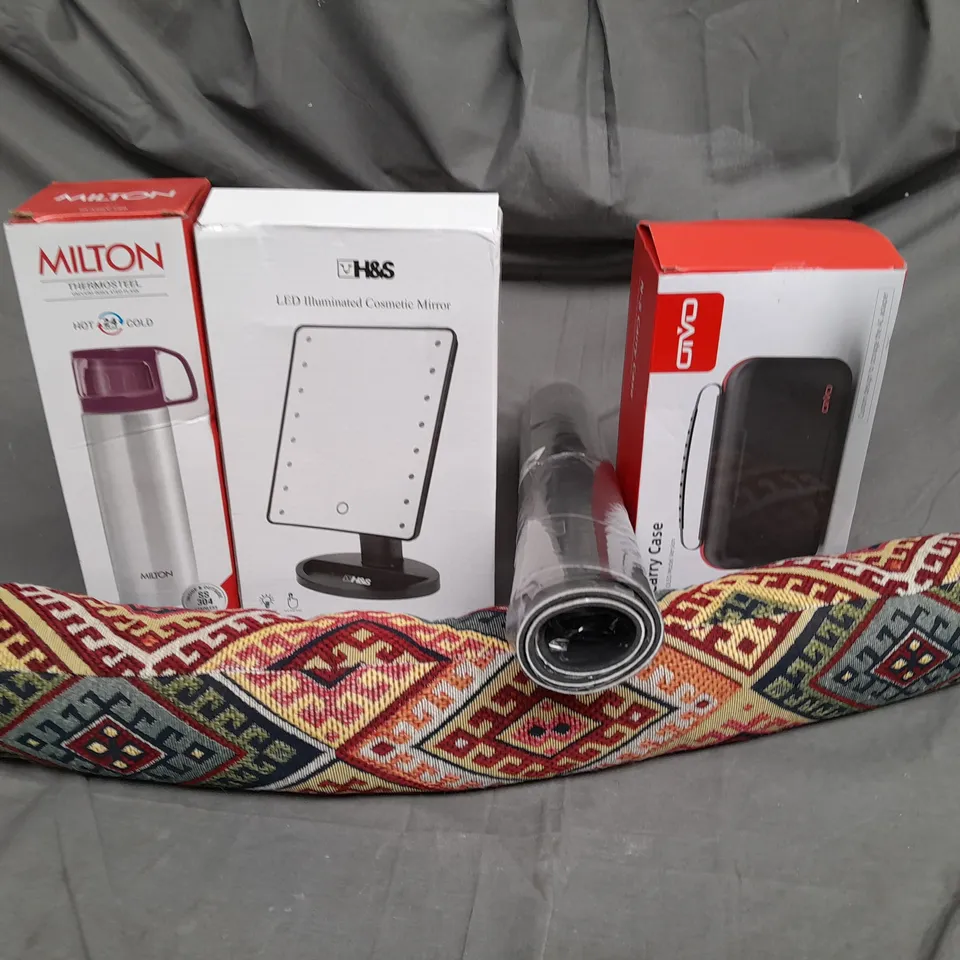 LARGE BOX OF ASSORTED HOUSEHOLD ITEMS TO INCLUDE DRAFT EXCLUDER, FLASK AND CARRY CASE