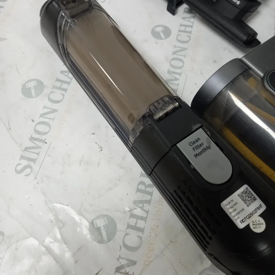 BOXED SHARK WANDVAC 2-IN-1 LIGHTWEIGHT CORDLESS HANDHELD VACUUM CLEANER