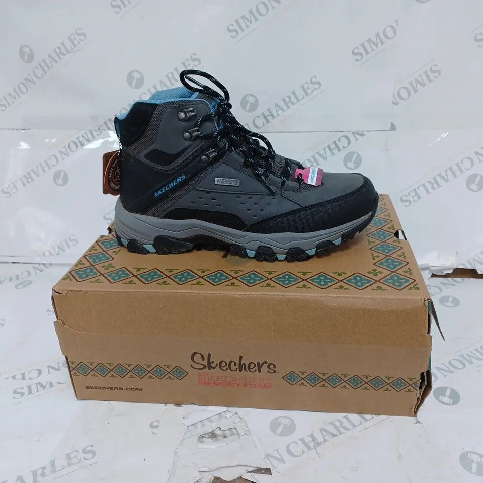 BOXED SKECHERS CHARCOAL HIKING BOOTS- SIZE 5.5 