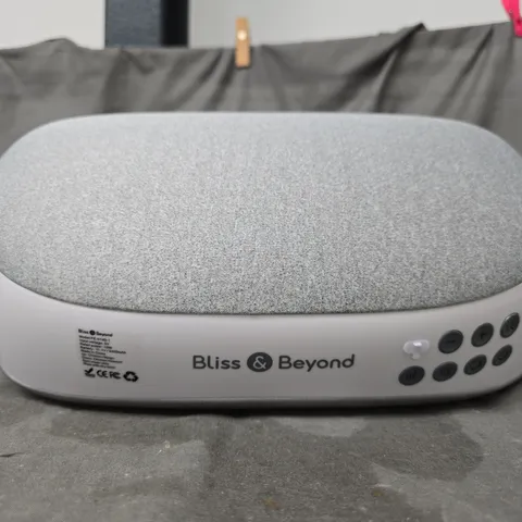 BOXED BLISS & BEYOND SMART MULTI MASSAGER