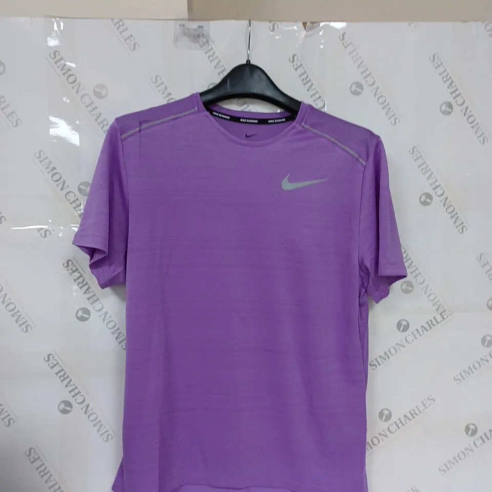 MENS NIKE MILLER T-SHIRT PURPLE SIZE MEDIUM 