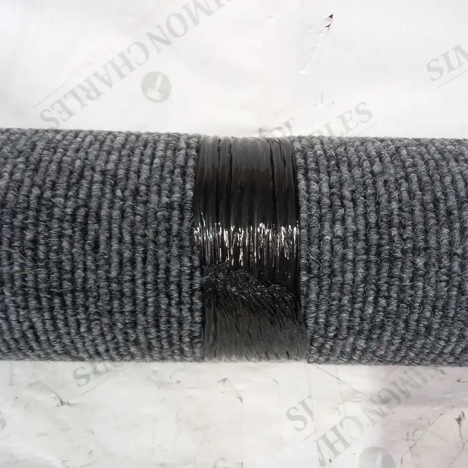 DESIGNER STRIPED RUG IN BLACK/GREY SIZE UNSPECIFIED