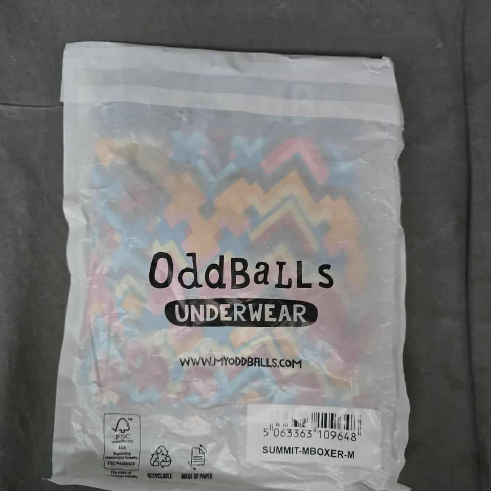 ODDBALLS SUMMIT MENS BOXERS SIZE MEDIUM