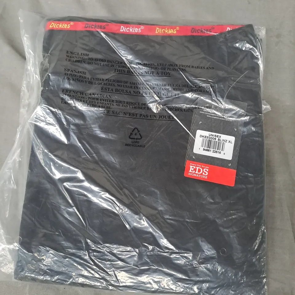 DICKIES UNISEX TROUSERS IN BLACK SIZE XL