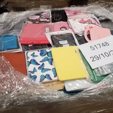 PALLET CONTAINING LARGE QUANTITY OF ASSORTED TABLET CASES