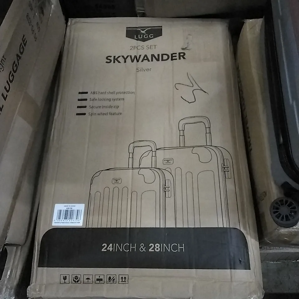 BOXED LUGG SKYWANDER HARDSHELL SUITCASE - SILVER