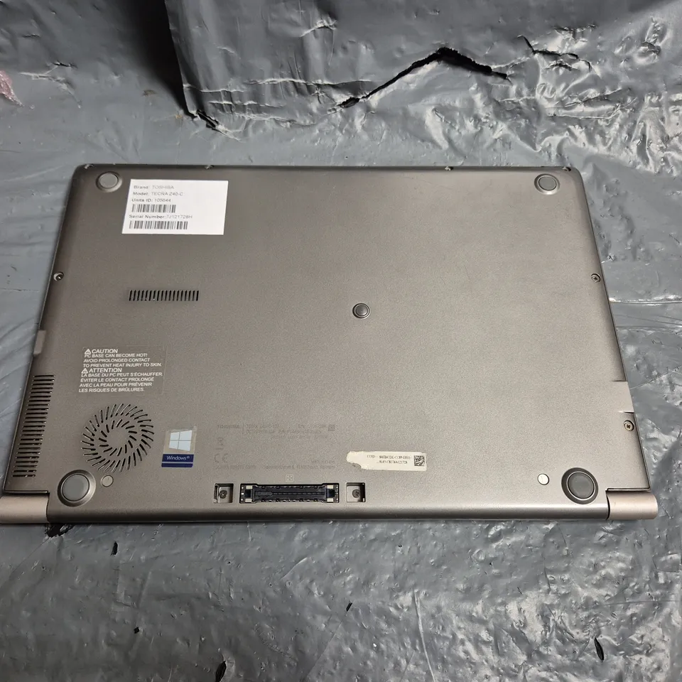 TOSHIBA TECRA Z40-C LAPTOP