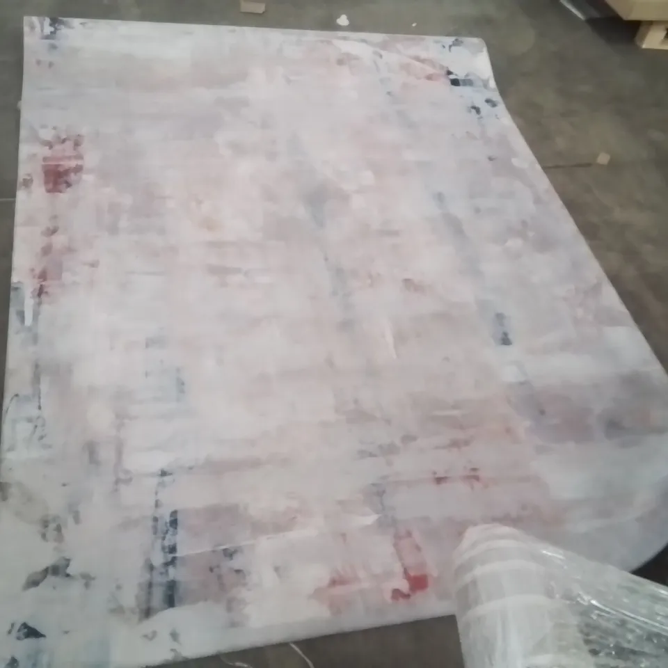 PALLET OF QUALITY DESIGNER AREA RUGS APPROXIMATELY 30