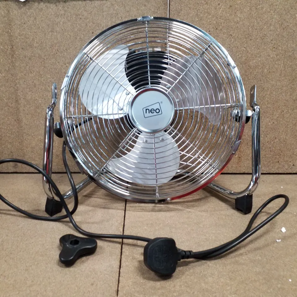 BOXED NEO FLOOR FAN