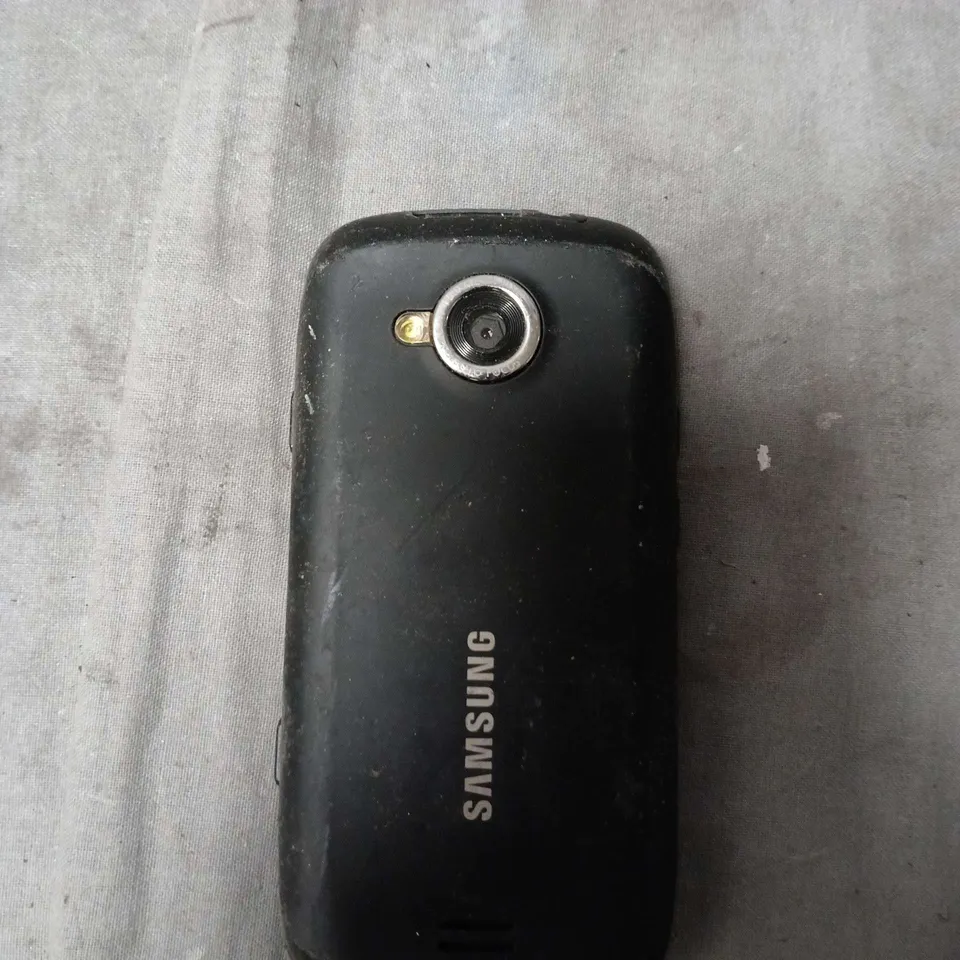 SAMSUNG SMARTPHONE – BLACK, DAMAGED SCREEN