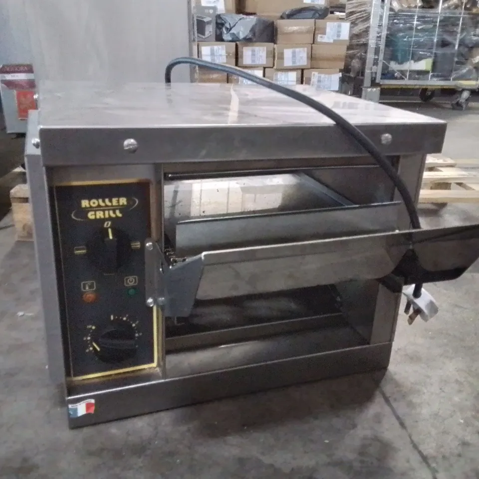 ROLLER GRILL COMMERCIAL HOT DOG OR CONVEYOR TOASTER UNIT. 