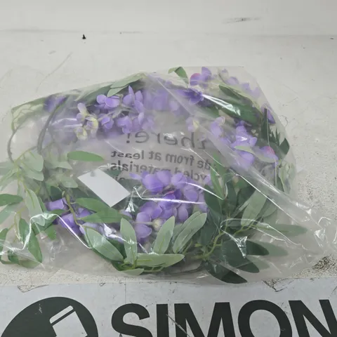 PURPLE ARTIFICIAL FLOWER WREATH