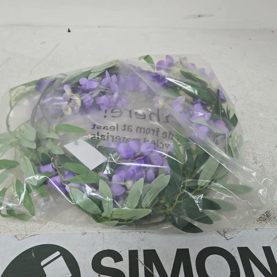 PURPLE ARTIFICIAL FLOWER WREATH