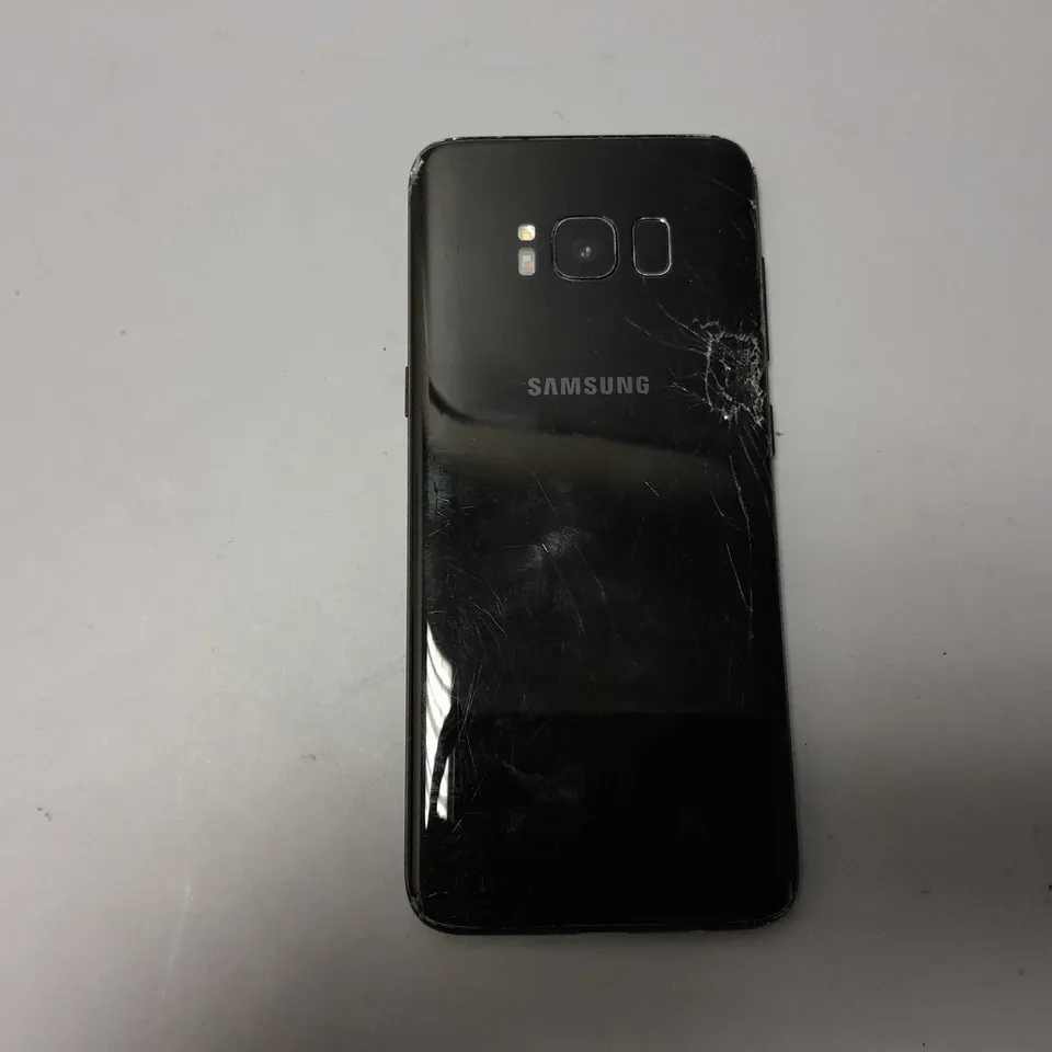 SAMSUNG GALAXY S8 SMARTPHONE 